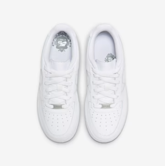 Nike Air Force 1 LE Infantil "Total White"