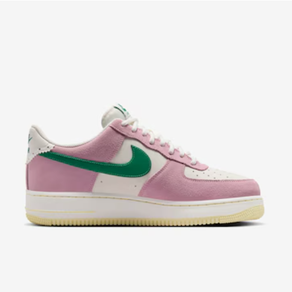 Nike Air Force 1 '07 LV8 "Pink"