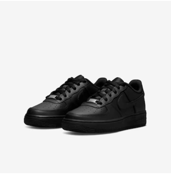 Nike Air Force 1 LE Infantil "Total Black"